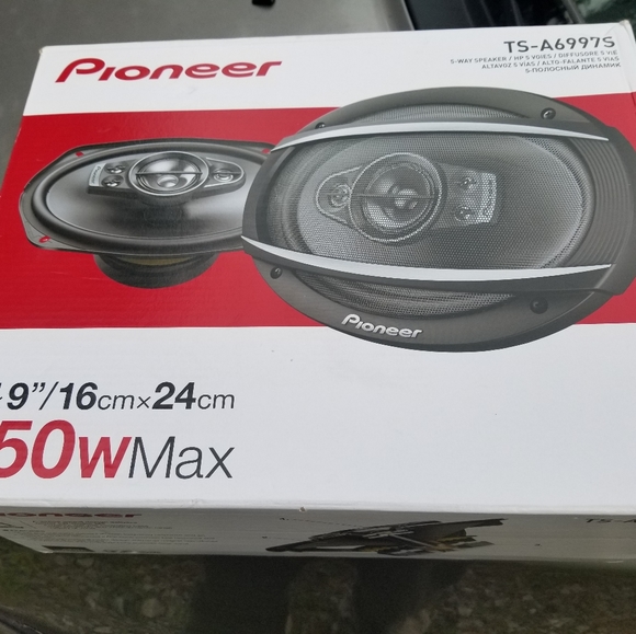 Pioneer 6x9s - Picture 1 of 1